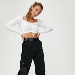 Aritzia TNA white cropped top